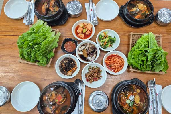 중식[제공식-전복뚝배기 or 성게미역국